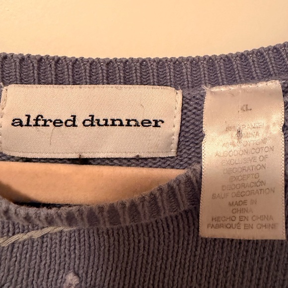 Embroidered Sweater - Picture 3 of 6